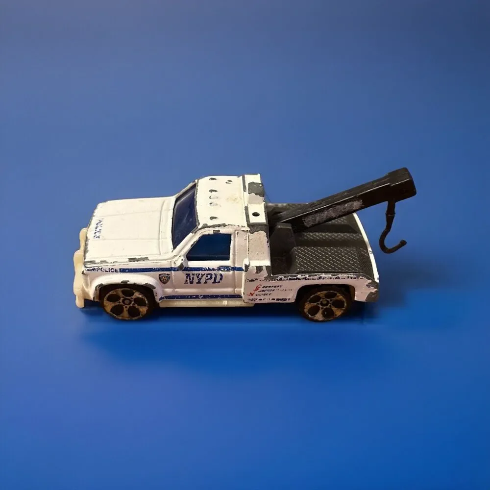 Realtoy NYPD Police Tow Truck Wrecker Big Rims Rescue City